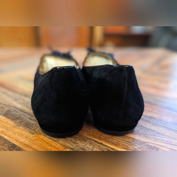 Ann Taylor Black Suede Loafer with Tassels Size 6.5 - Picture 3 of 4